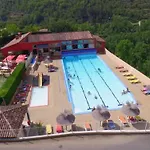 Confortable Avec Terrasse - 4 Personnes - Api-1-52-908