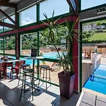 Confortable Avec Terrasse - 4 Personnes - Api-1-52-908