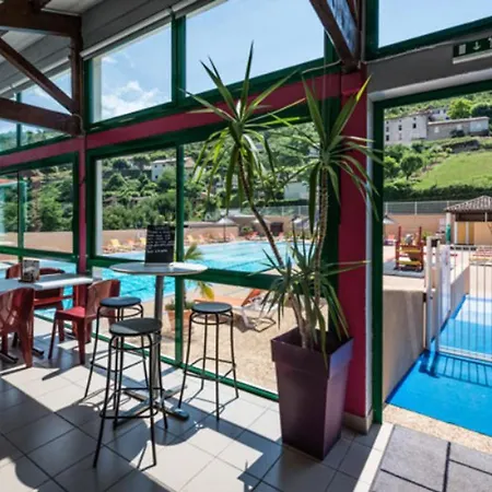 Confortable Avec Terrasse - 4 Personnes - Api-1-52-908