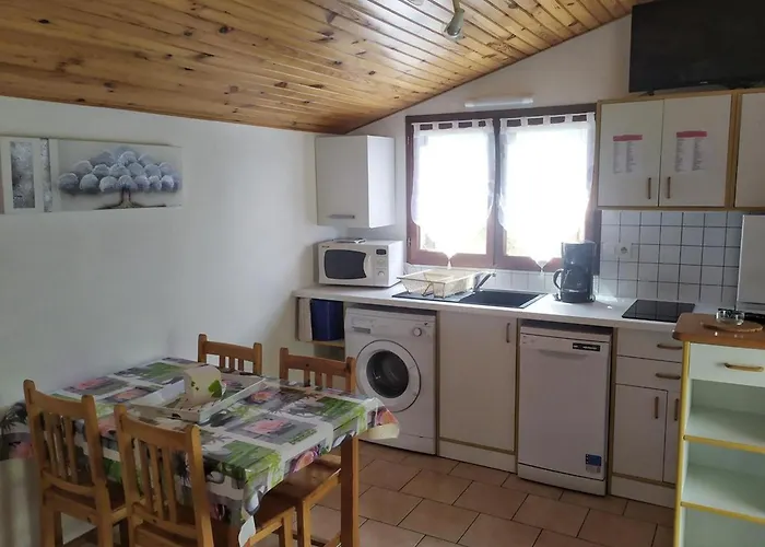 Confortable Avec Terrasse - 4 Personnes - Api-1-52-908 Kemping Saint-Rome-de-Tarn