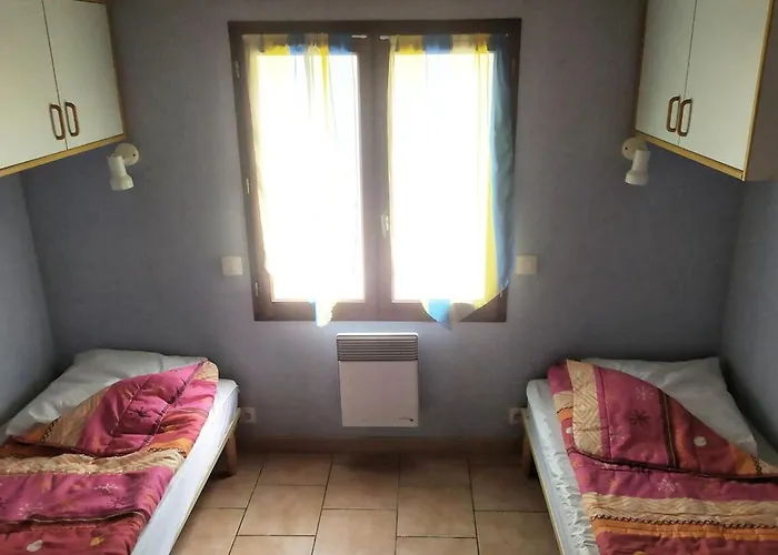 Confortable Avec Terrasse - 4 Personnes - Api-1-52-908 Kemping *