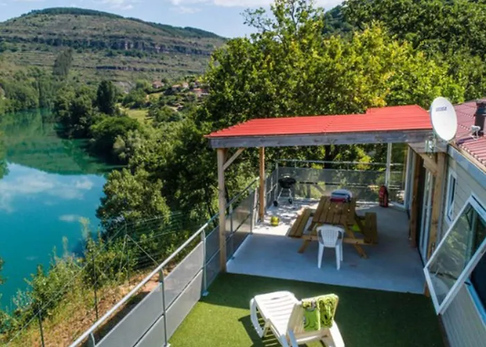 Confortable Avec Terrasse - 4 Personnes - Api-1-52-908 Kemping *